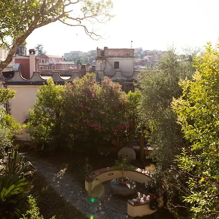 Pansiyon Via Roma Uno *